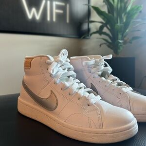 Nike High Top